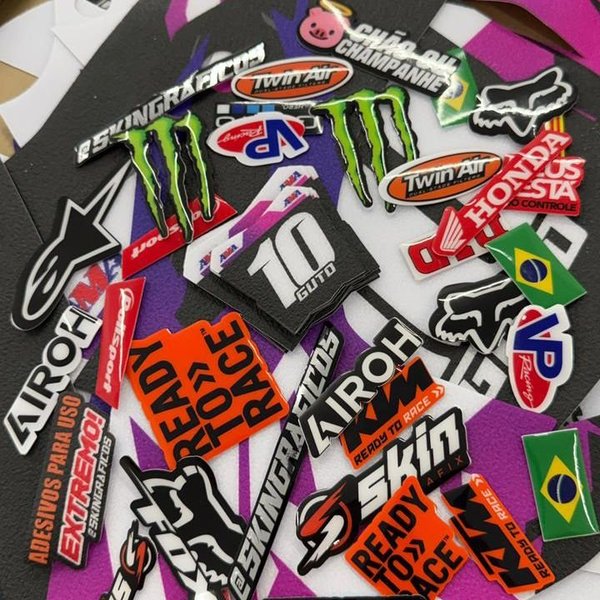 Adesivos personalizados de brinde Skin Grafix